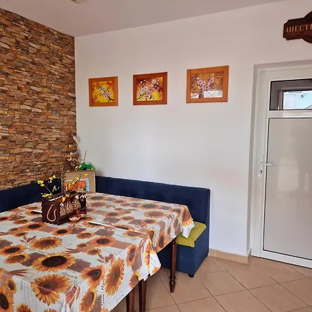 Shesti Uchastak * Gabrovo