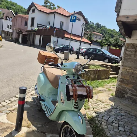 דירה Shesti Uchastak *